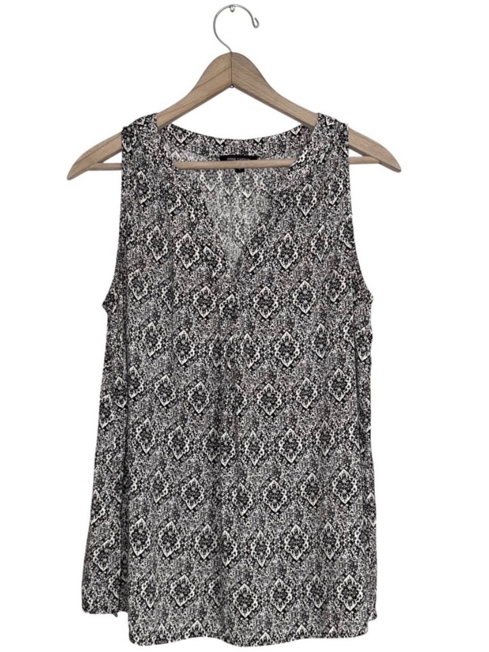 NWOT Anne Carson Black & White Sleeveless Printed Tank